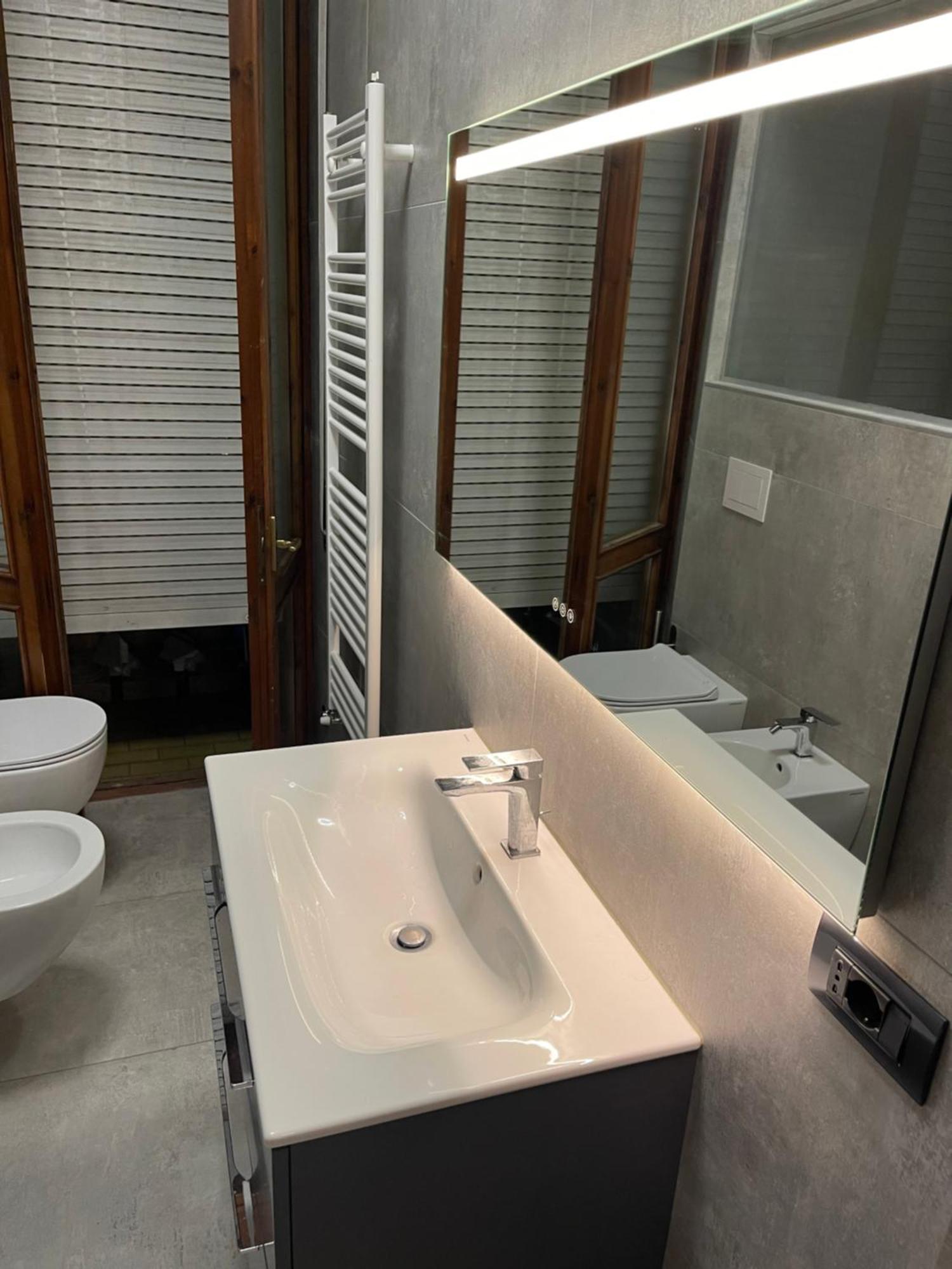 Bilocale Zona Navigli Lägenhet Milano Exteriör bild