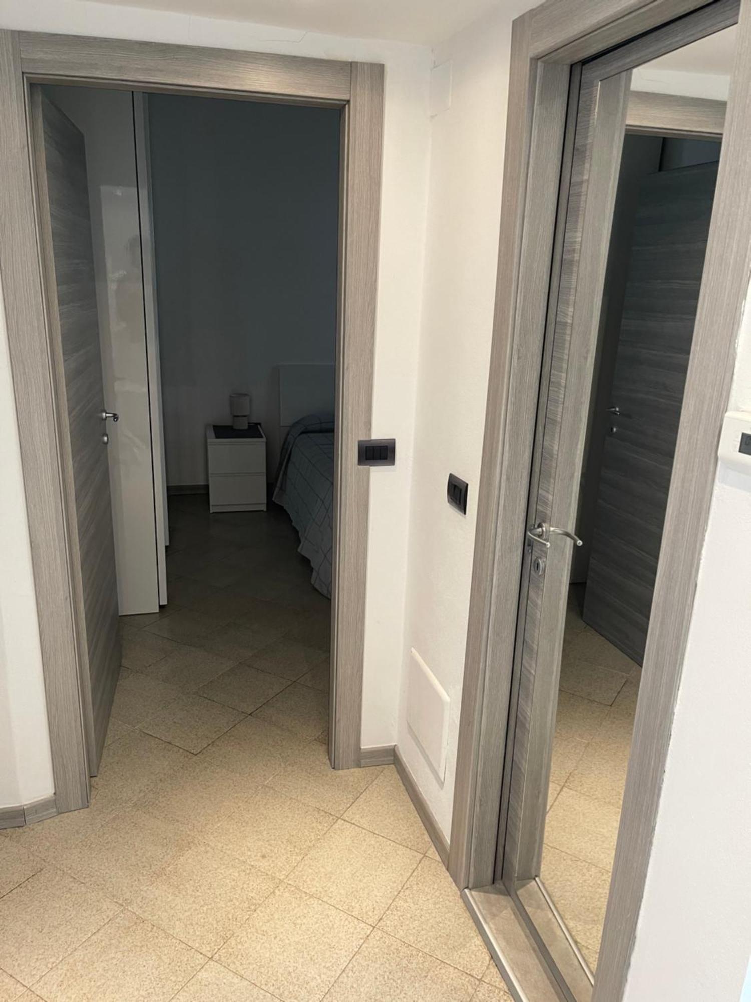 Bilocale Zona Navigli Lägenhet Milano Exteriör bild